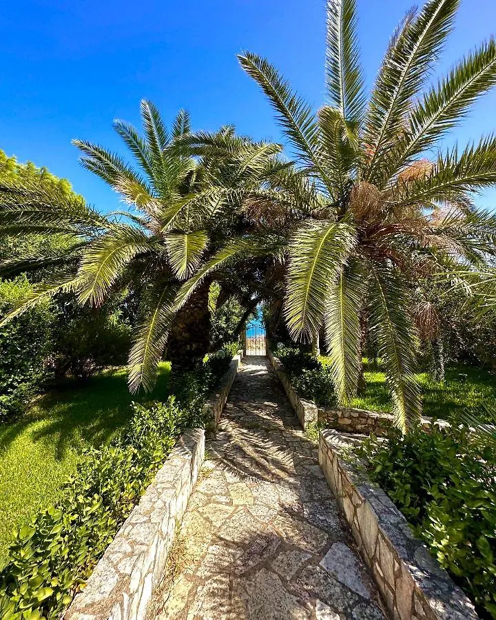 Stunning Seafront Villa In Scopello Pool & Jacuzzi