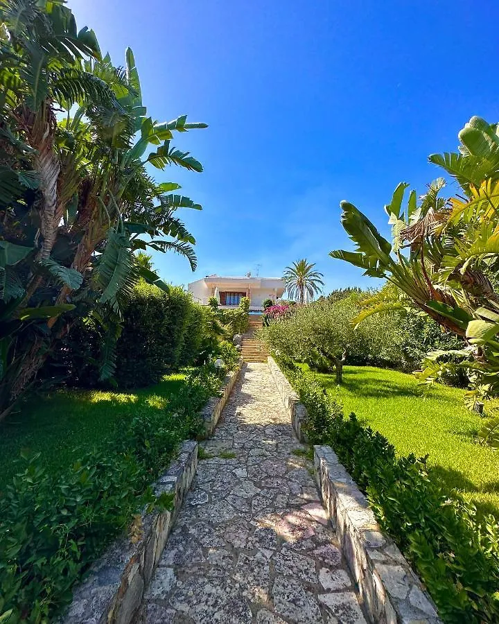 Stunning Seafront Villa In Scopello Pool & Jacuzzi איטליה